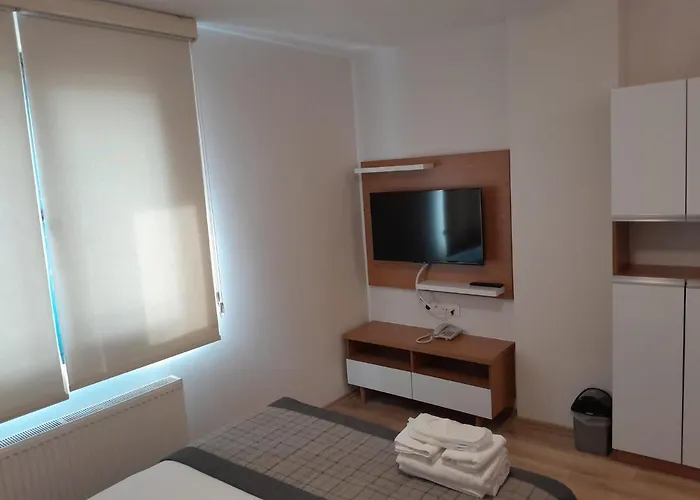 Del Puerto Hotel Aliaga