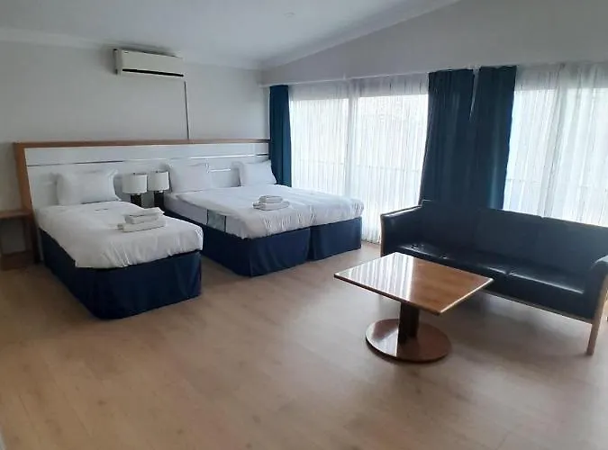 Del Puerto Hotel Aliaga